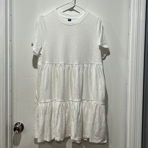 Old Navy petite white dress. NWT comfort and stretch. 100% Cotton